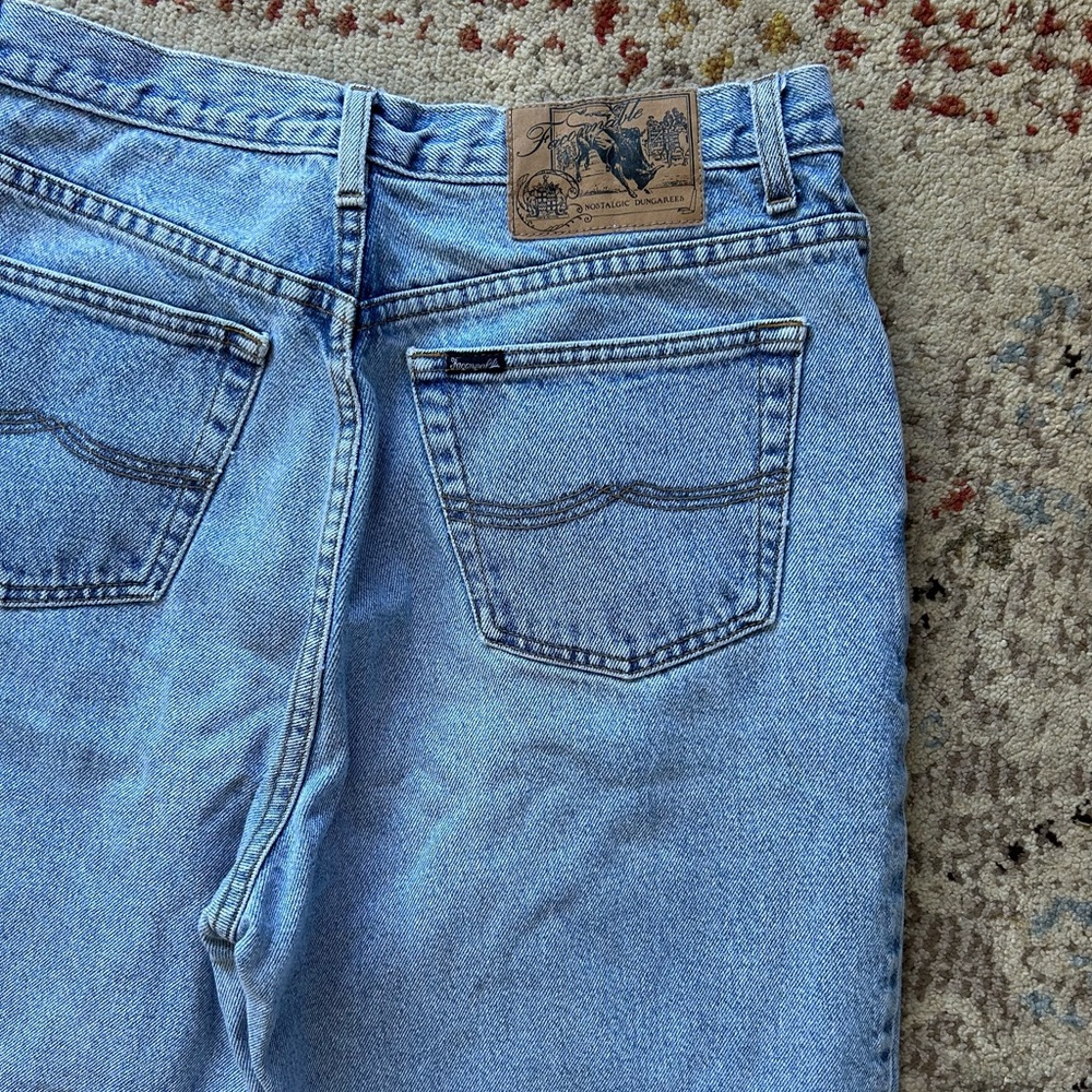 Vintage 1990’s High Rise Straight Leg Light Wash Jeans size 6p (26”x28”) - Picture 7 of 14